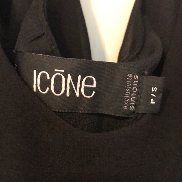 Simons icone Sleeveless black off shoulder top - Picture 2 of 9
